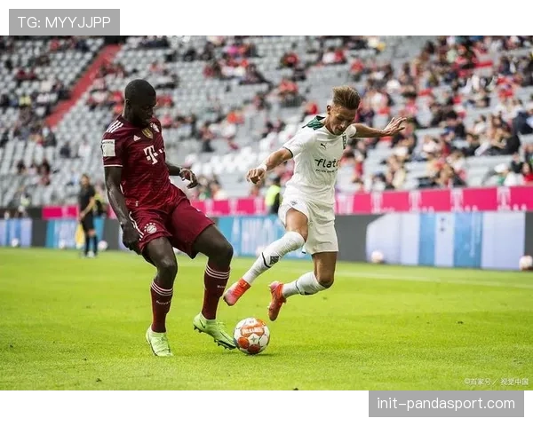 沃尔夫斯堡2-1逆转门兴,主队下半场控球率激增并连入两球 沃尔夫斯堡2-1逆转门兴,主队下半场控球率激增并连入两球